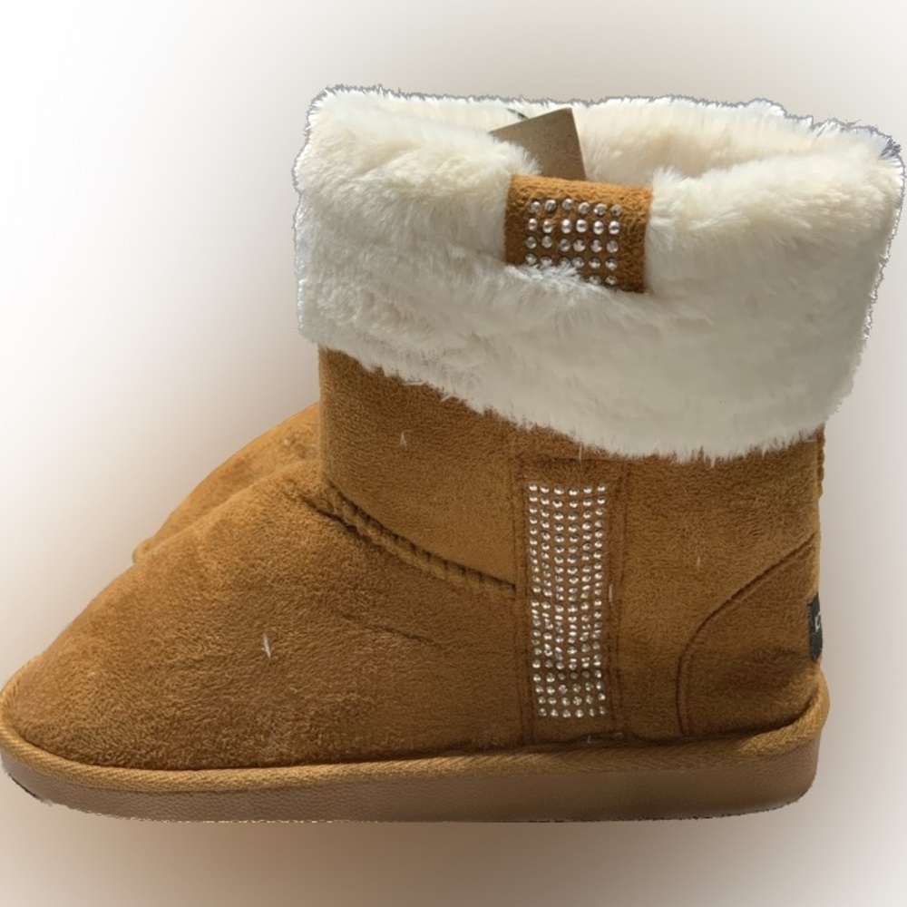 NWT BeBe winter boots